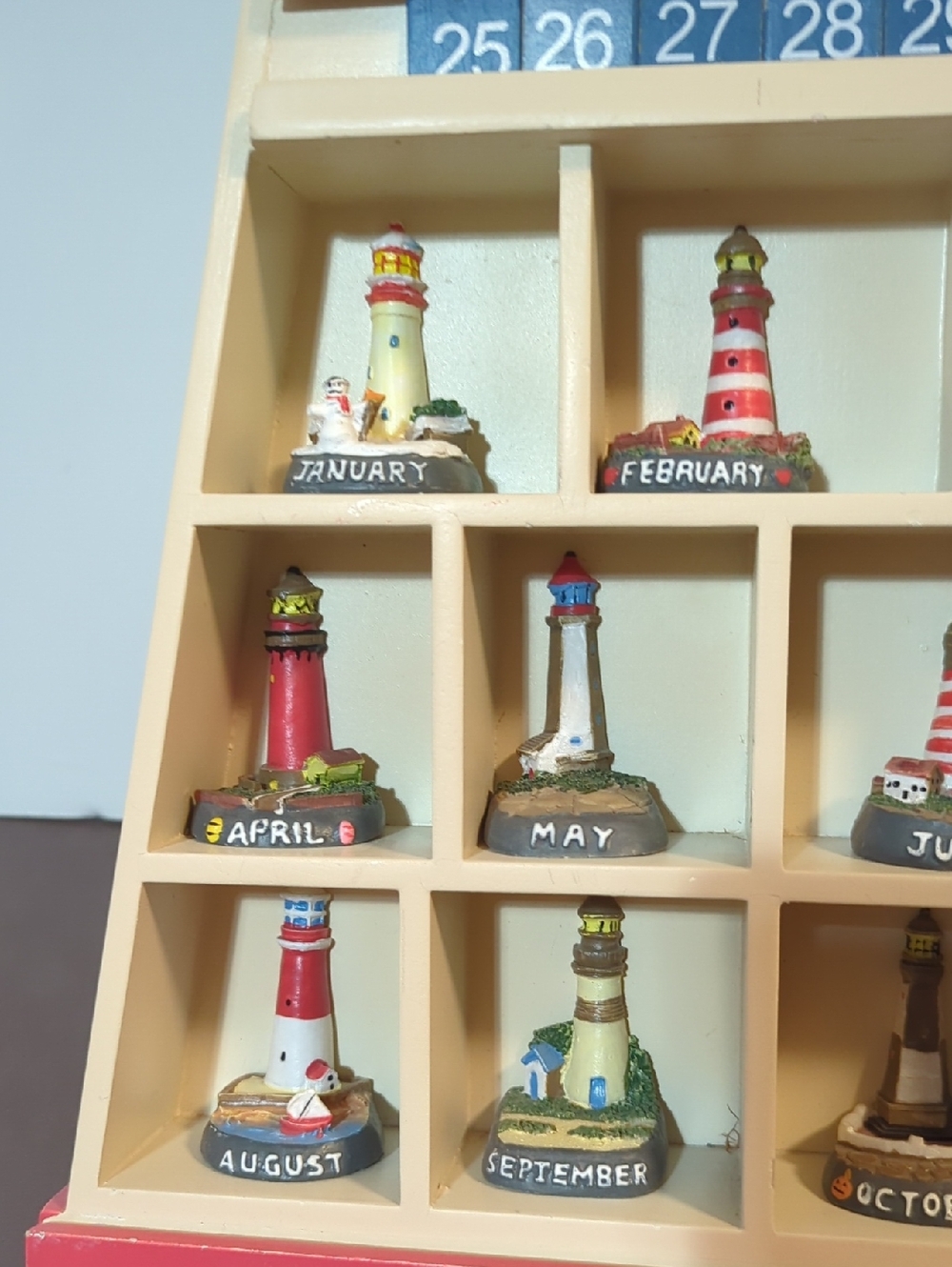 Lighthouse Perpetual Calendar With Wall Shelf With 12 Ceramic Light Houses 1-31 - Picture 2 of 15